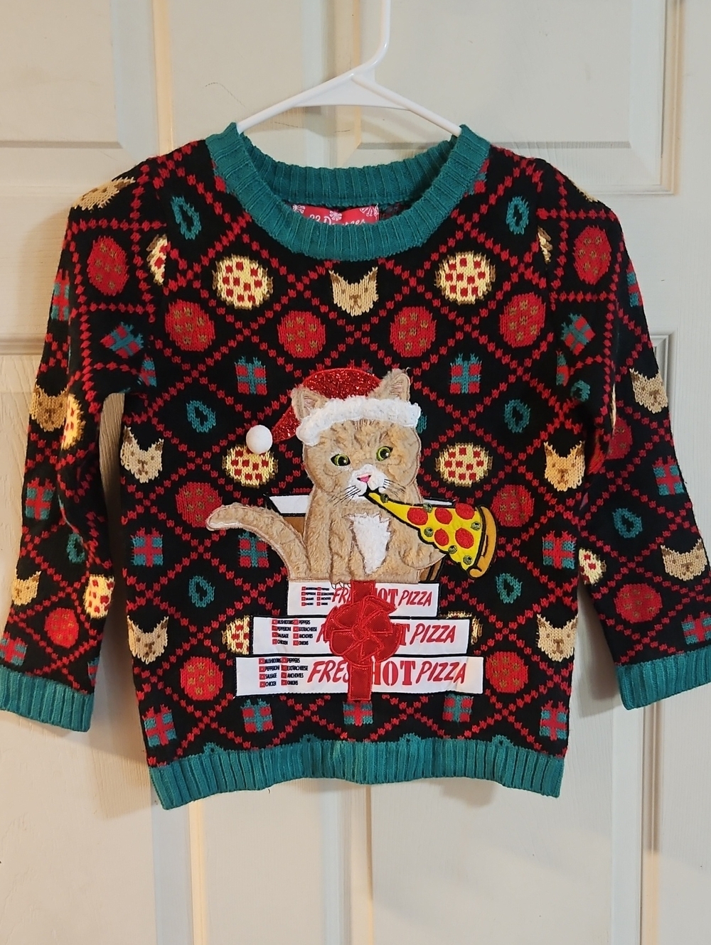 33 DEGREES YOUTH CHRISTMAS PIZZA CAT SWEATER:BLACK/GREEN:NEW WITH TAGS: L (6)